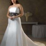 Strapless black and white wedding gown for plus size brides