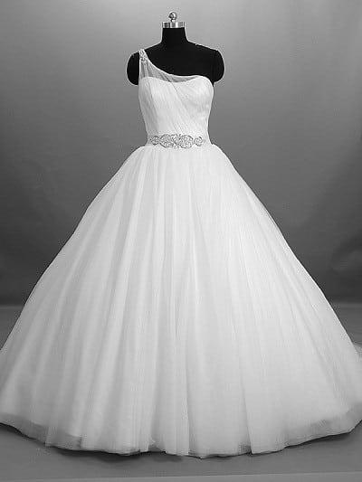 Avoid These 5 Types Of Wedding Gowns On Your Wedding Day • Exquisite  Magazine - Fashion, Beauty And Lifestyle