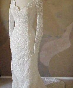 Long Sleeve Lace Bridal Gowns