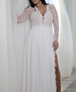 Long Sleeve Lace Bridal Gown for Plus Size Bride