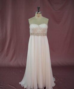 A LineWeddingGownforPlusSizeBrides