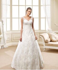 Sleevelessa lineweddinggowns
