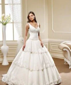 Tiered ball gown Wedding Dresses