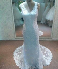 sleevelesslacebridaldresses dariuscordell