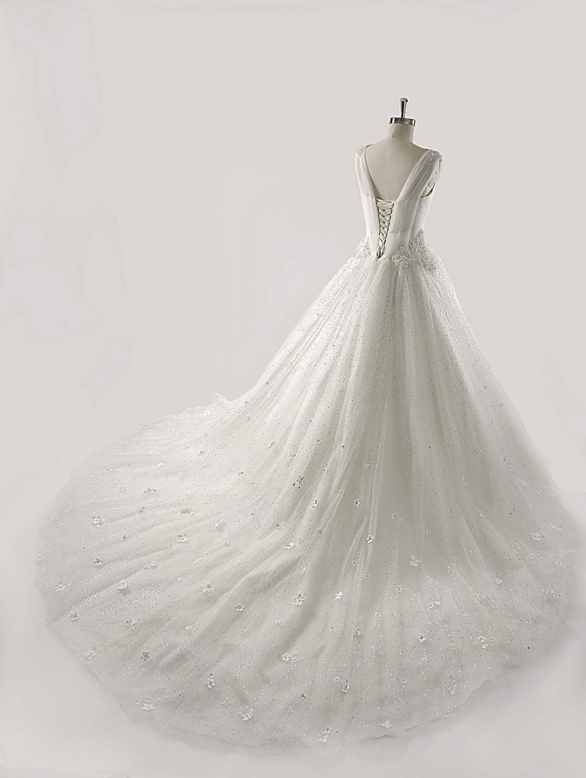 s321 (2) Sleeveless ball gown and wedding dresses at Darius Cordell