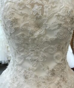 Style#beadedlacedetailfromdariuscordell