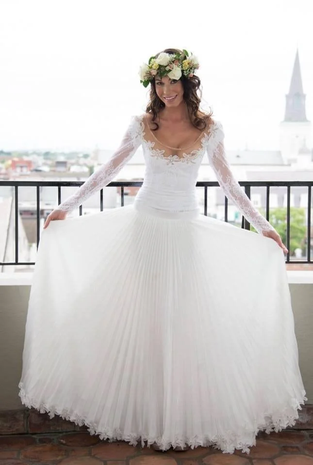 strapless open back dress Sexy Slit Tiered Pleats Tulle A-Line Custom V-Neck Straps Bridal Dress