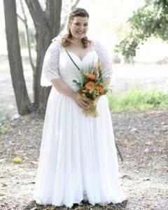 plus size bridal dresses with short lace sleeves