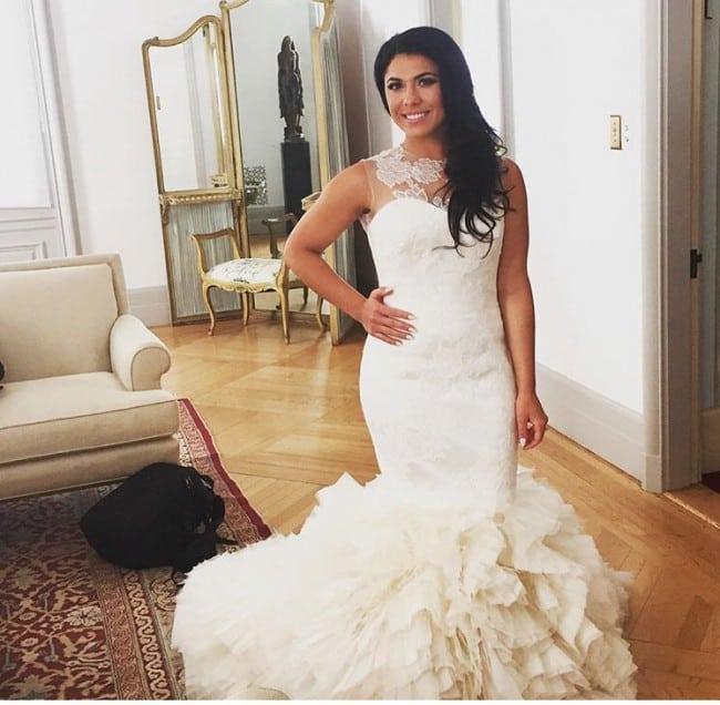 Sleeveless fit-to-flare wedding dresses