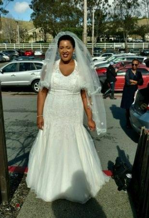 Halter wedding dresses deals plus size